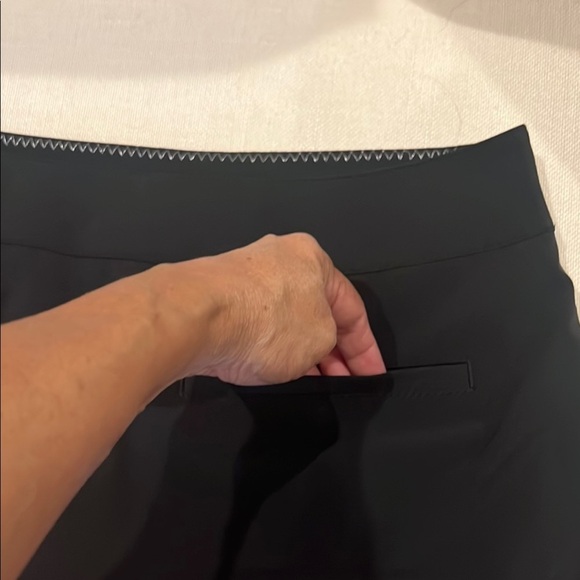 Annika Cutter & Buck Black and Gray pink skort size 6 - Picture 10 of 11